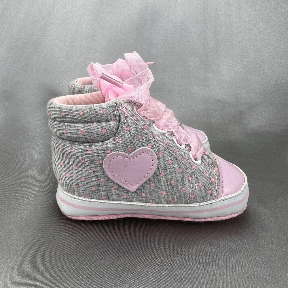 Infant Baby Girl Crib Shoes‎ Gray Pink Polka Dot Heart Ribbon Lace High Top 3-6M